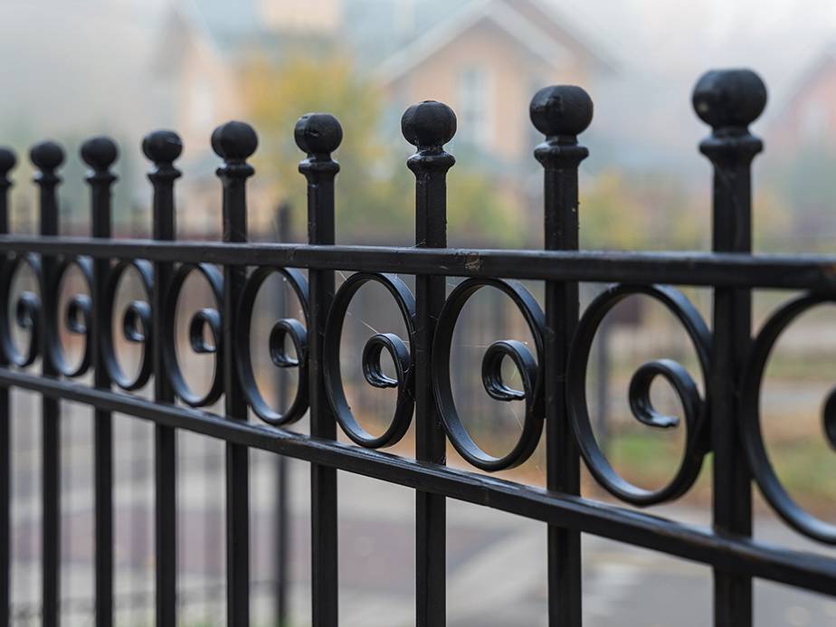 Decorative Fence Example in Florence Kentucky