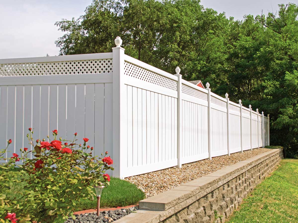 Tall White Vinyl Privacy Fence with Decorative Lattice Top - Beautiful Backyard Upgrade in Walton, KY
